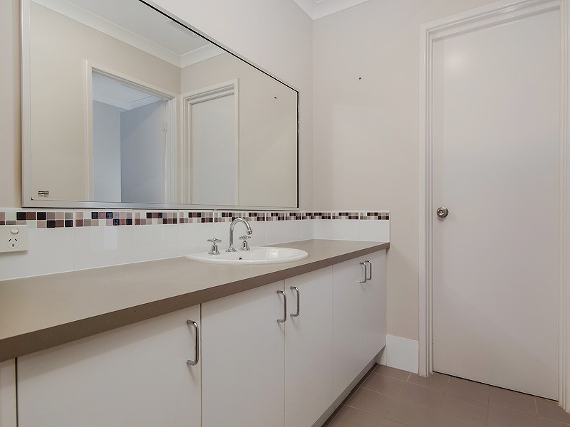 12 Holloway Turn, Ravenswood WA 6208