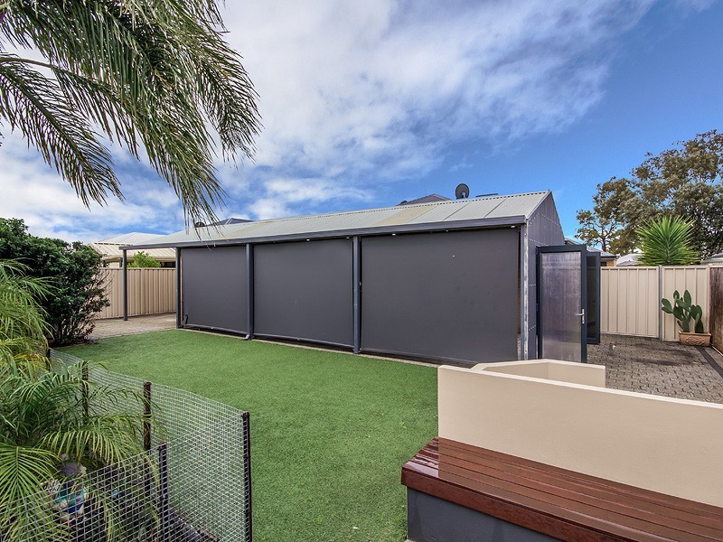 12 Holloway Turn, Ravenswood WA 6208