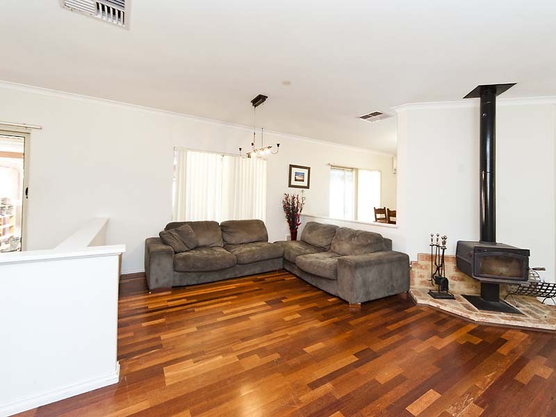 50 Lazenby Avenue, Ravenswood WA 6208