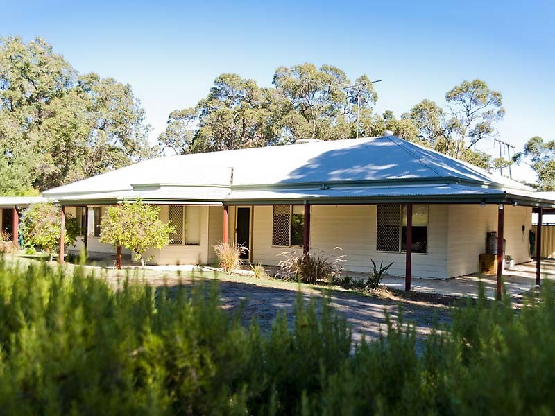 50 Lazenby Avenue, Ravenswood WA 6208