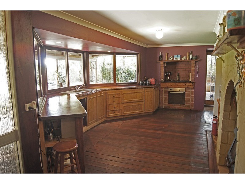 17 Forrest St, Pinjarra WA 6208