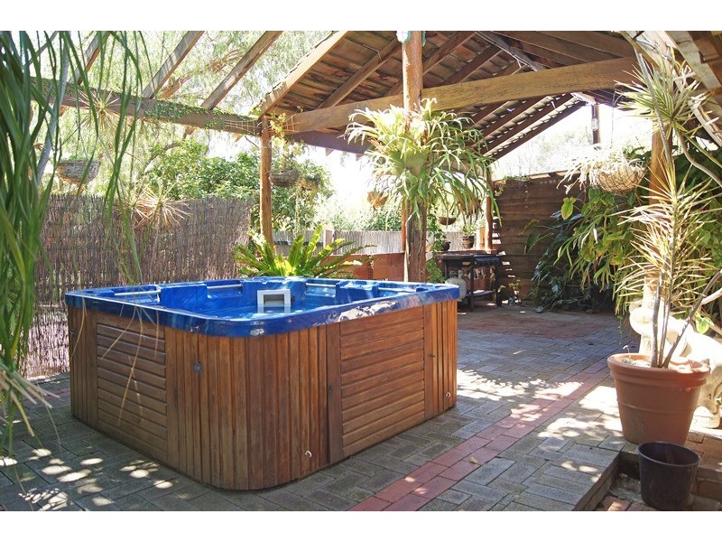 17 Forrest St, Pinjarra WA 6208