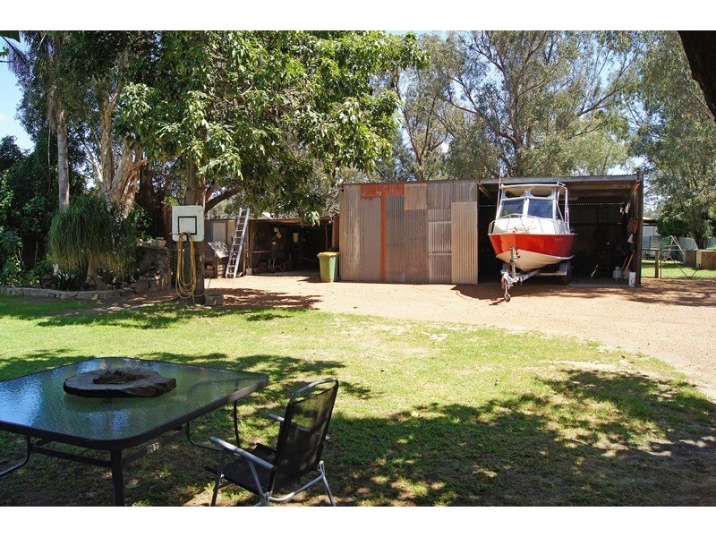 17 Forrest St, Pinjarra WA 6208