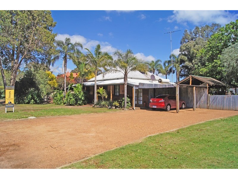 17 Forrest St, Pinjarra WA 6208