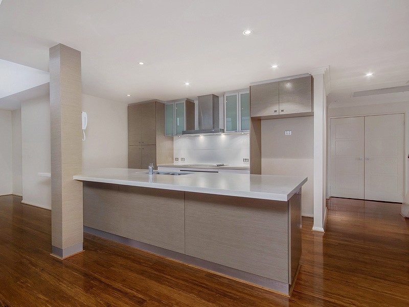 6/18 Cannaregio Square, Mandurah WA 6210