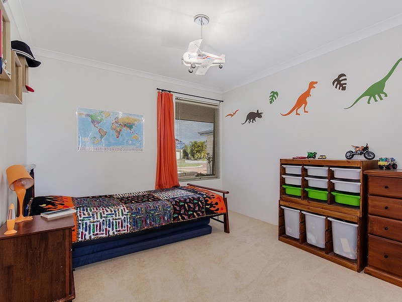 36 Country Rd, Pinjarra WA 6208