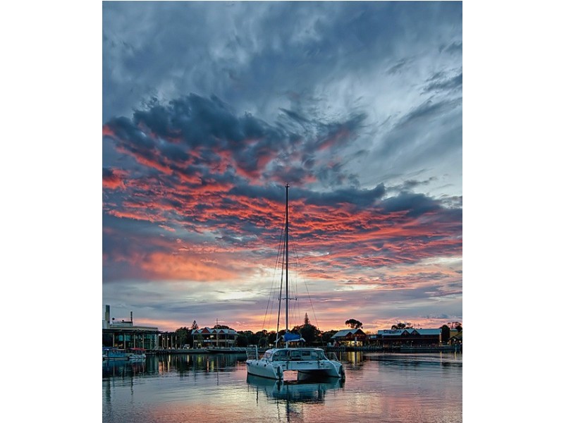 16 Kitchener Street, Dudley Park WA 6210