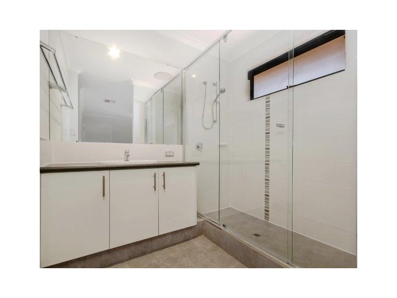 16 18 Banksia Terrace, South Yunderup WA 6208