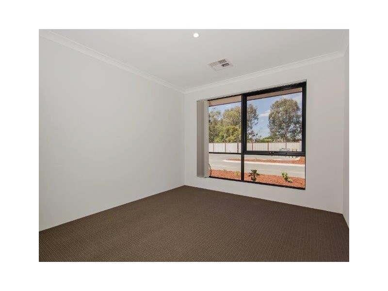 16 18 Banksia Terrace, South Yunderup WA 6208