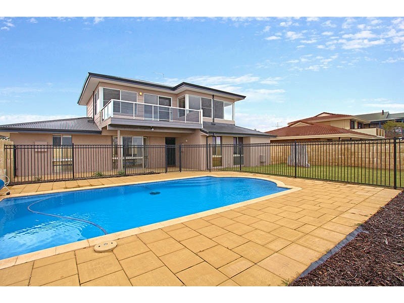 55 Orestes Street, San Remo WA 6210