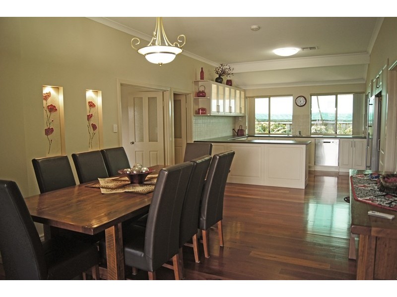 17 Macquarie Drive, Coodanup WA 6210