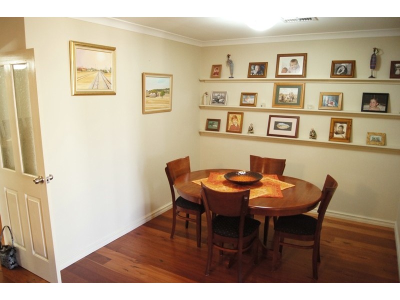 17 Macquarie Drive, Coodanup WA 6210