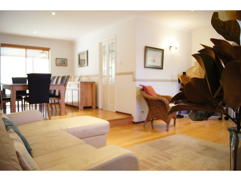 3 Windera Close, Dudley Park WA 6210