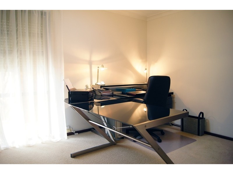 3 Windera Close, Dudley Park WA 6210