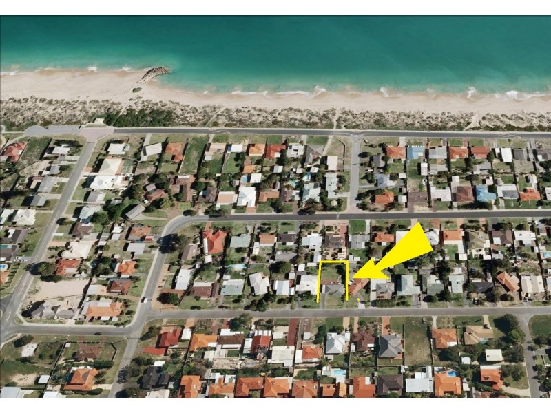 12 Collier Street, Silver Sands WA 6210