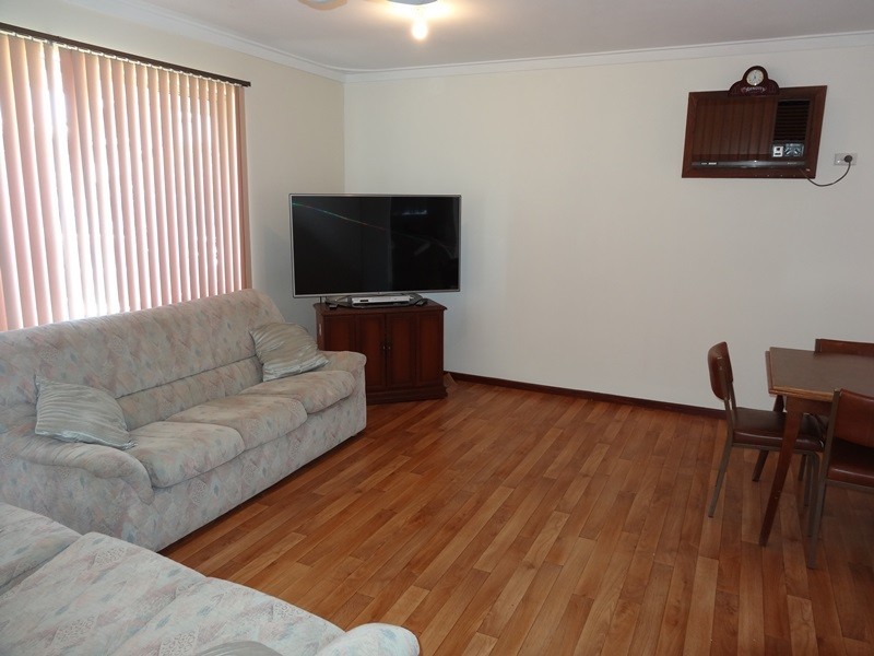 12 Collier Street, Silver Sands WA 6210