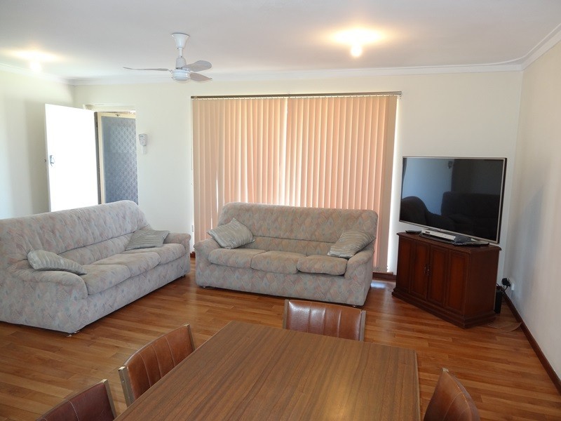 12 Collier Street, Silver Sands WA 6210