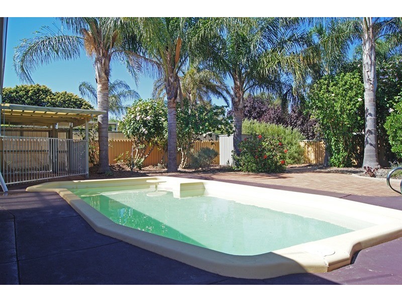 25 Salter St, Pinjarra WA 6208