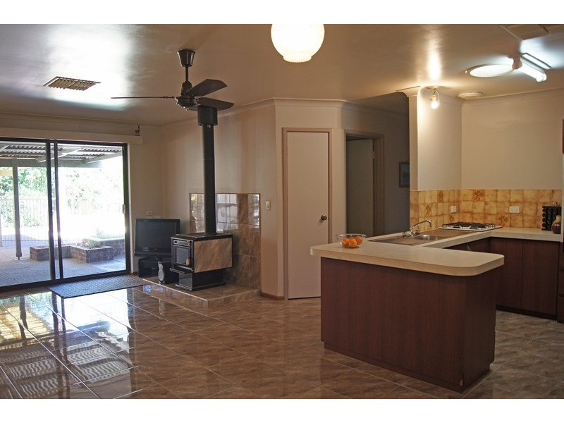25 Salter St, Pinjarra WA 6208
