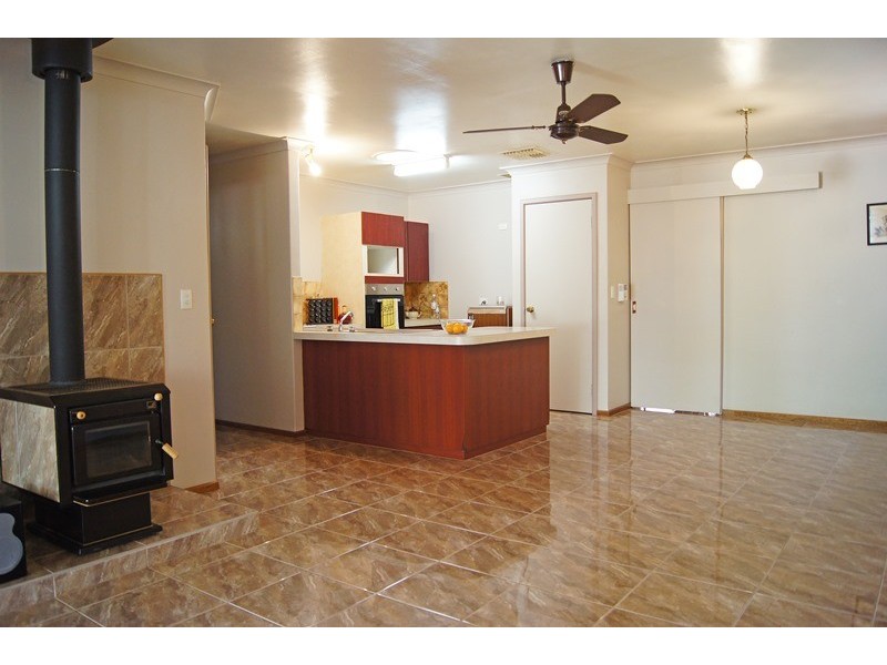 25 Salter St, Pinjarra WA 6208