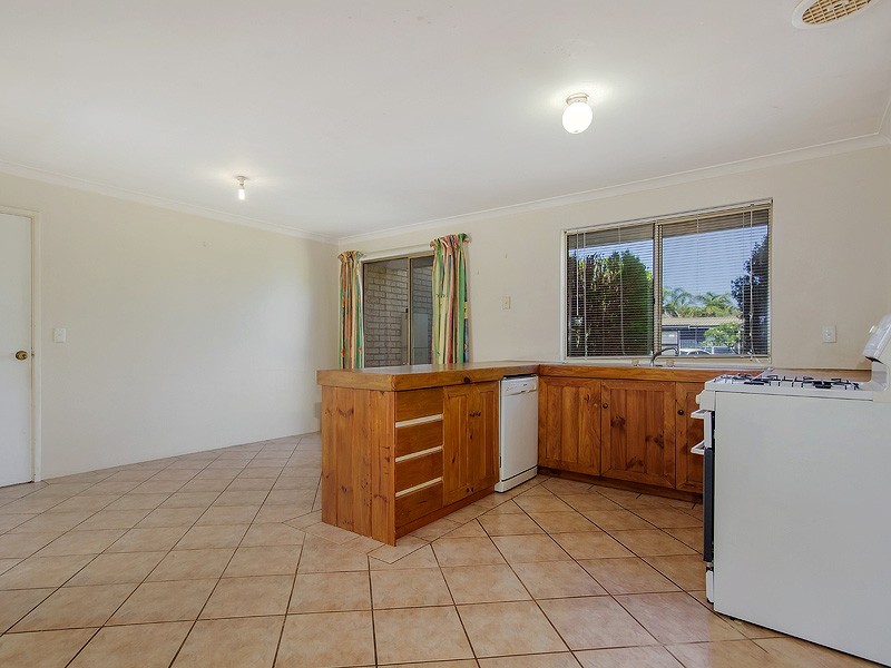 4 Wattle Bird Way, Greenfields WA 6210
