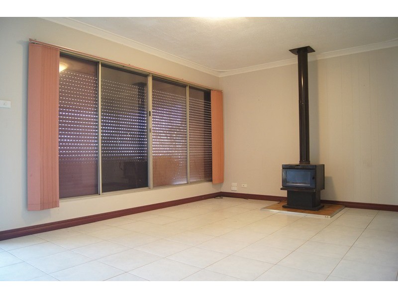 11 Grevillea Place, Pinjarra WA 6208