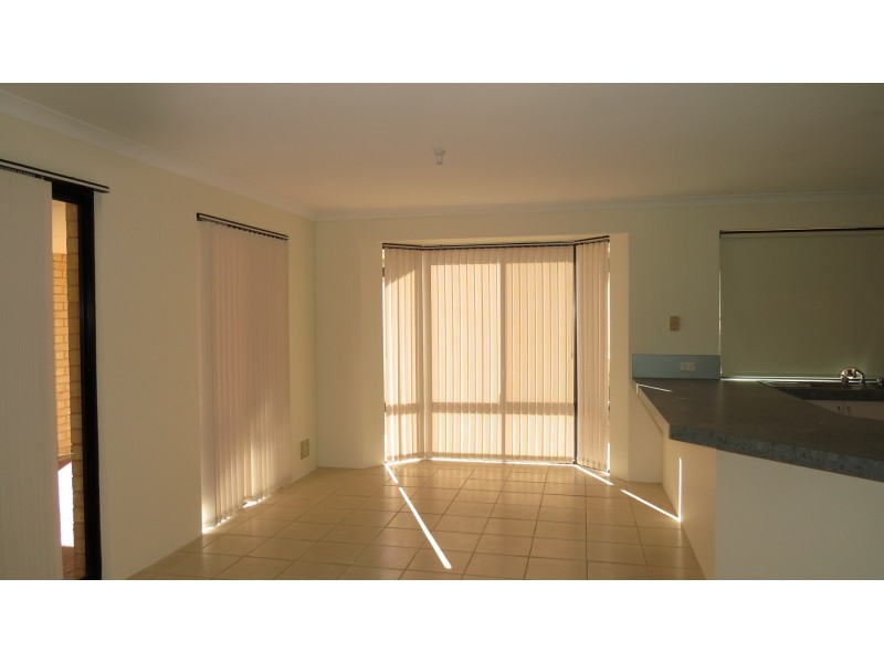 7 Columbus Street, Dudley Park WA 6210