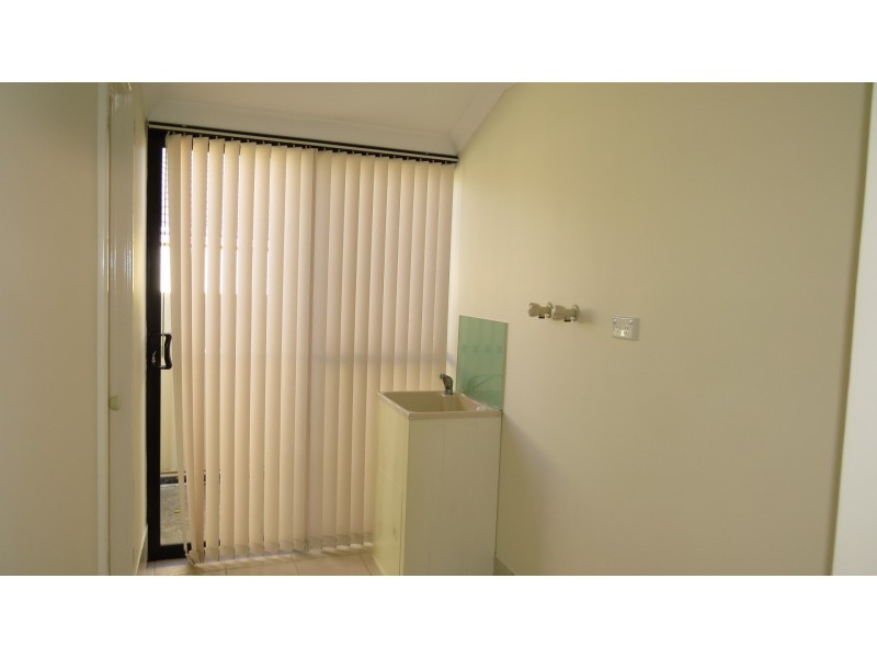 7 Columbus Street, Dudley Park WA 6210