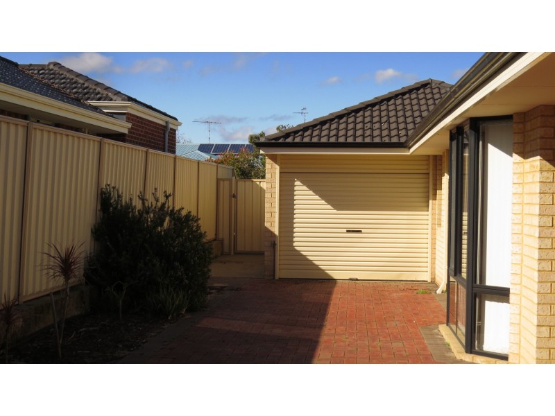 7 Columbus Street, Dudley Park WA 6210