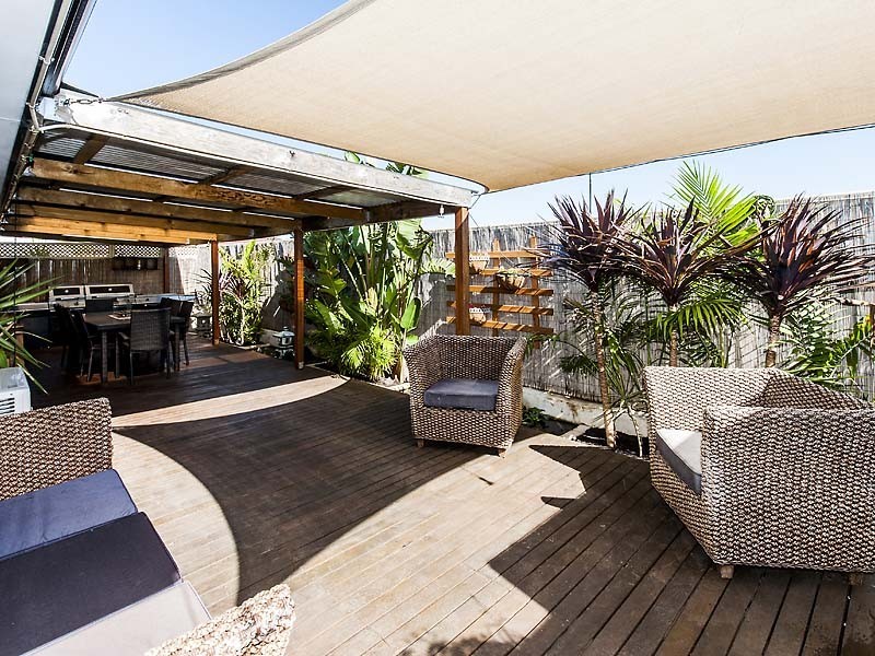 7 Loretta Parkway, Lakelands WA 6180