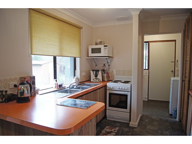 21 Mclarty Street, Dwellingup WA 6213