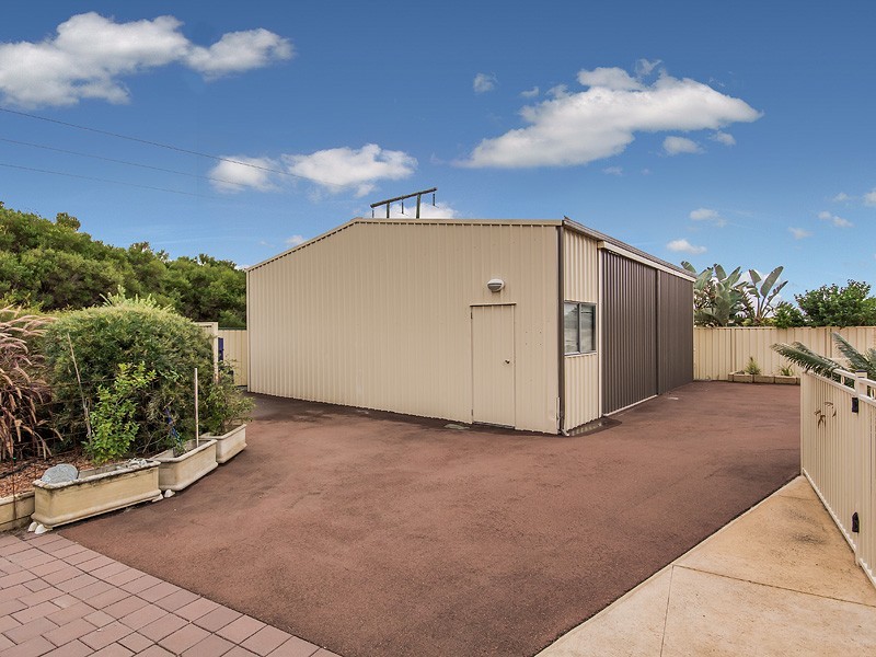 61 Country Rd, Pinjarra WA 6208