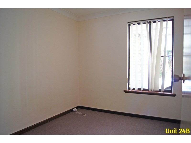 24 Lanyon Street, Mandurah WA 6210