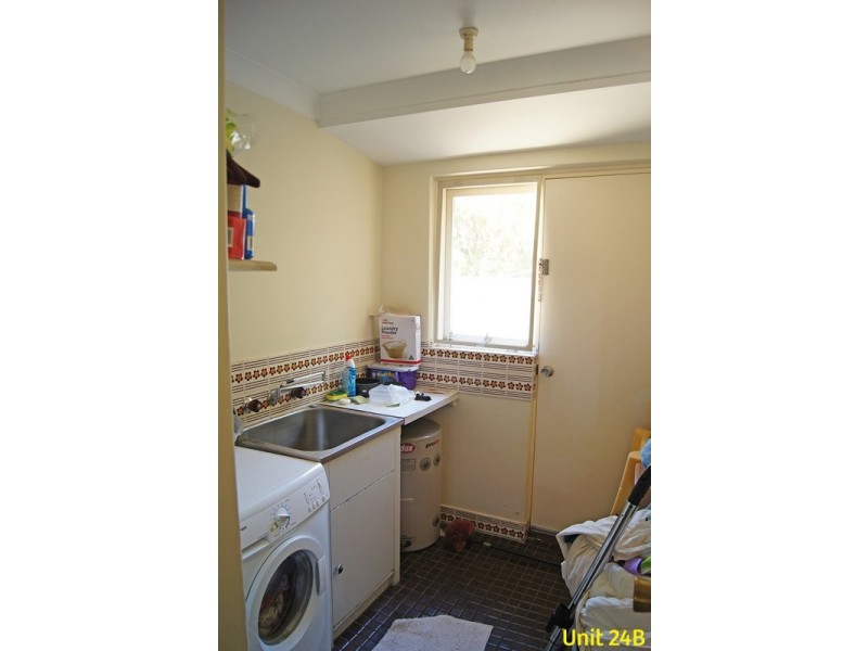 24 Lanyon Street, Mandurah WA 6210