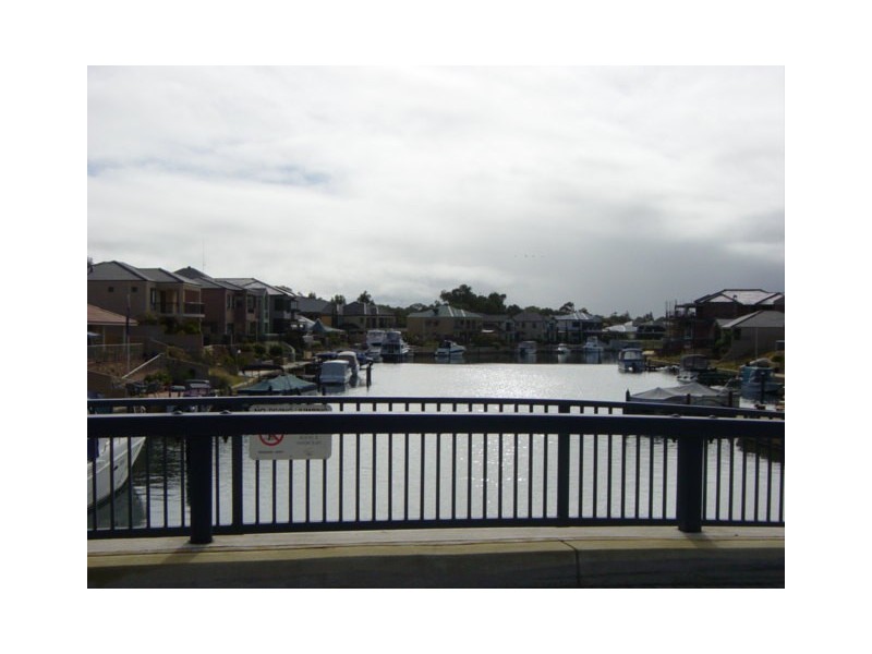 12 Condor Mews, Halls Head WA 6210