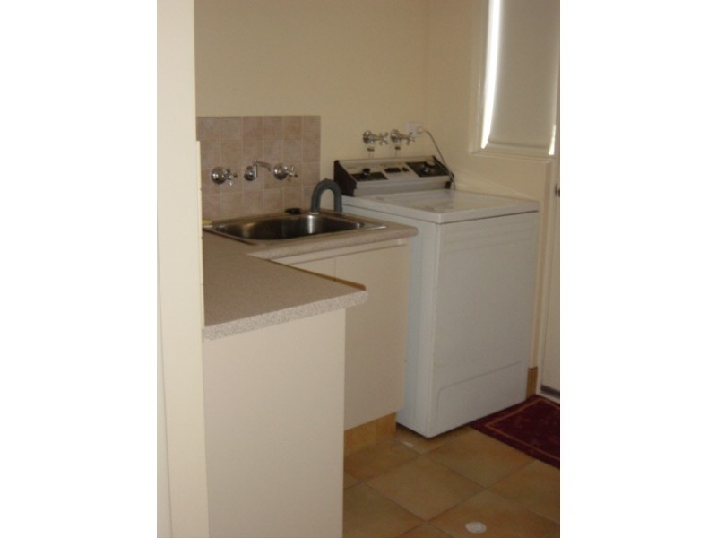 12 Condor Mews, Halls Head WA 6210