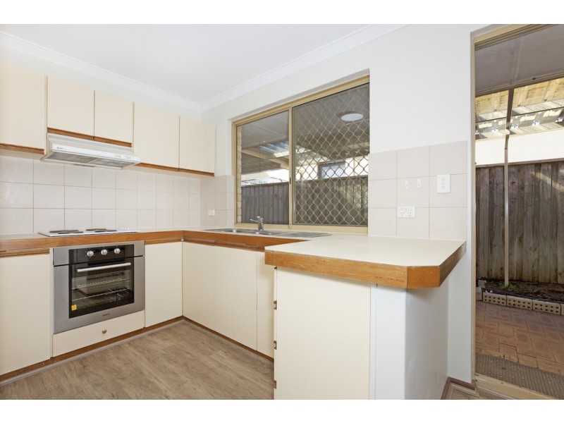 4/33 Tuckey Street, Mandurah WA 6210