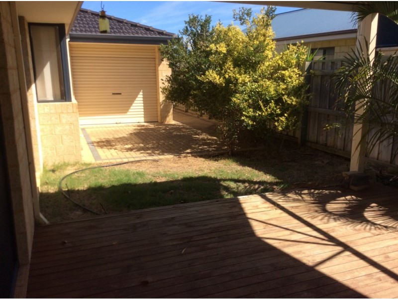 159 Peelwood Parade, Halls Head WA 6210