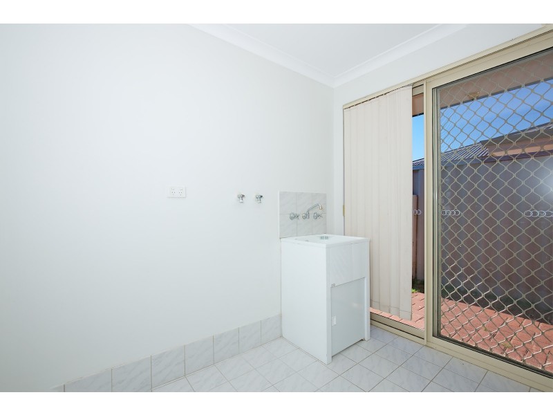 6 Chennile Vista, Halls Head WA 6210