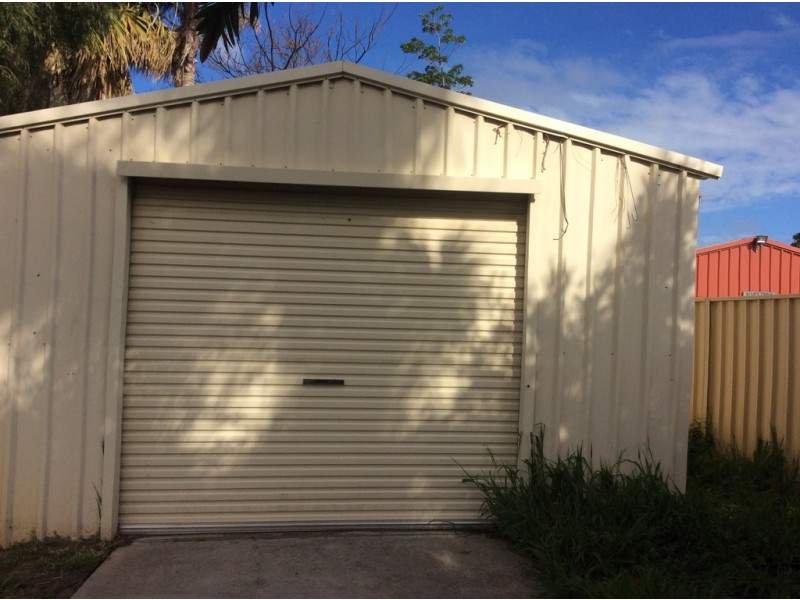 10 Foster Street, Coodanup WA 6210