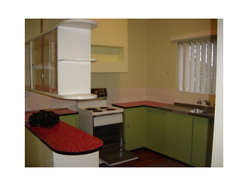 49 Leslie Street, Dudley Park WA 6210