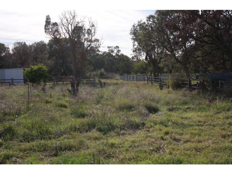 12 Paull Street, Furnissdale WA 6209