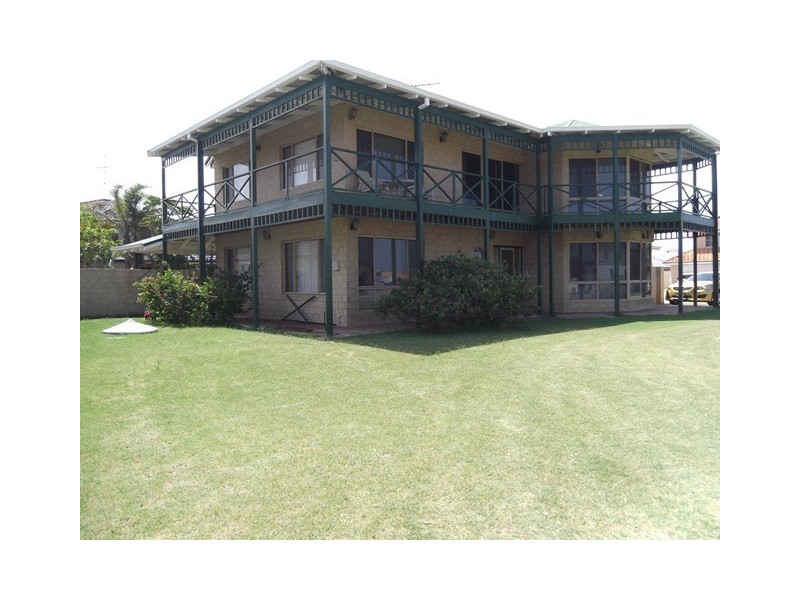 1 Bight Court, San Remo WA 6210