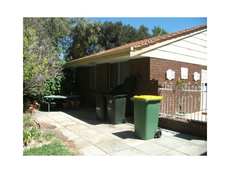 2 Peel Street, Mandurah WA 6210