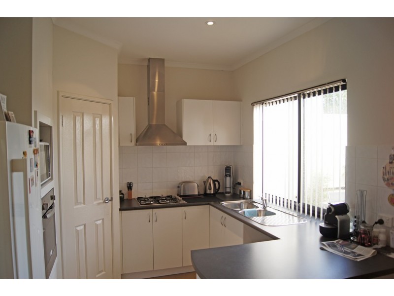 4/20 Lanyon Street, Mandurah WA 6210