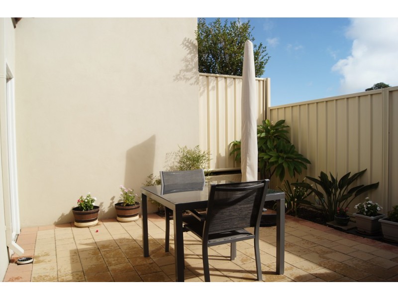 4/20 Lanyon Street, Mandurah WA 6210