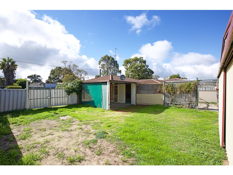 1 Cardigan Close, Coodanup WA 6210