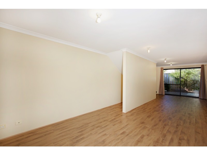 11/70 Waldron Blvd, Greenfields WA 6210
