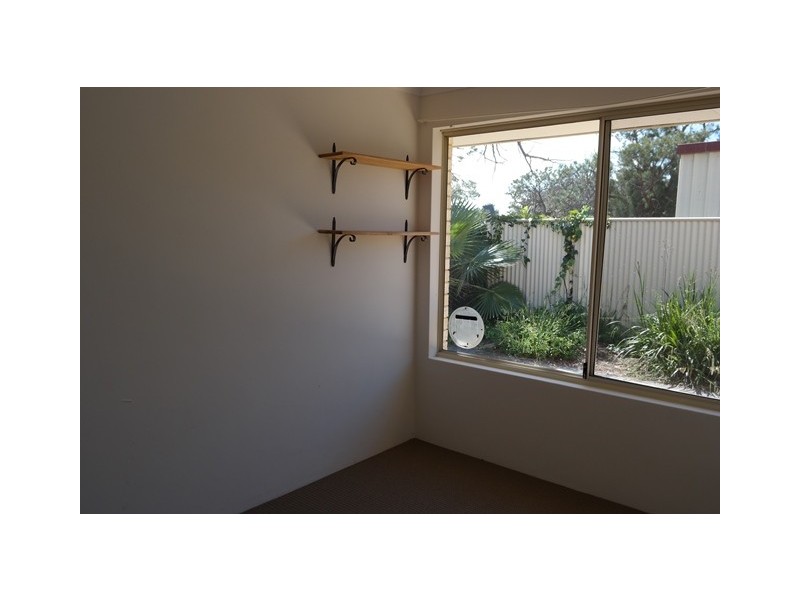 21 Appletree Place, Greenfields WA 6210
