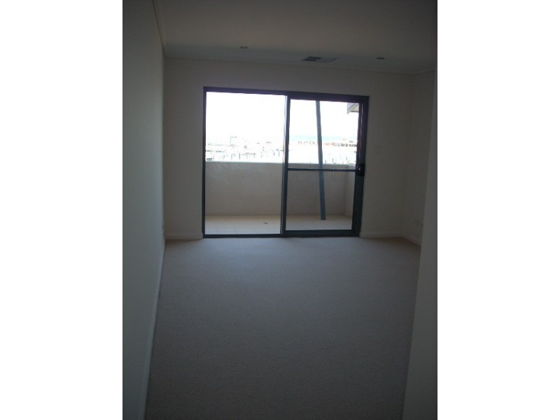 1/12 Cannaregio Square, Mandurah WA 6210